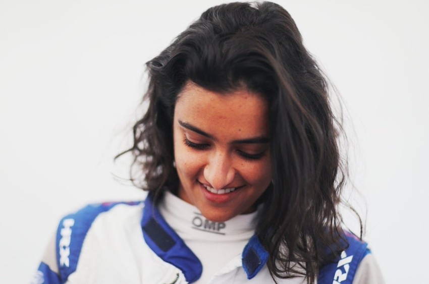 ريما الجفالي.. أول سعودية تشارك بسباق سيارات في المملكة