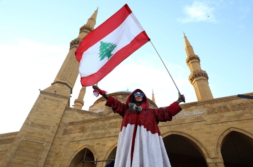 المرأة العربية.. قوة دفع وقيثارة سلام في احتجاجات الحراك الشعبي
