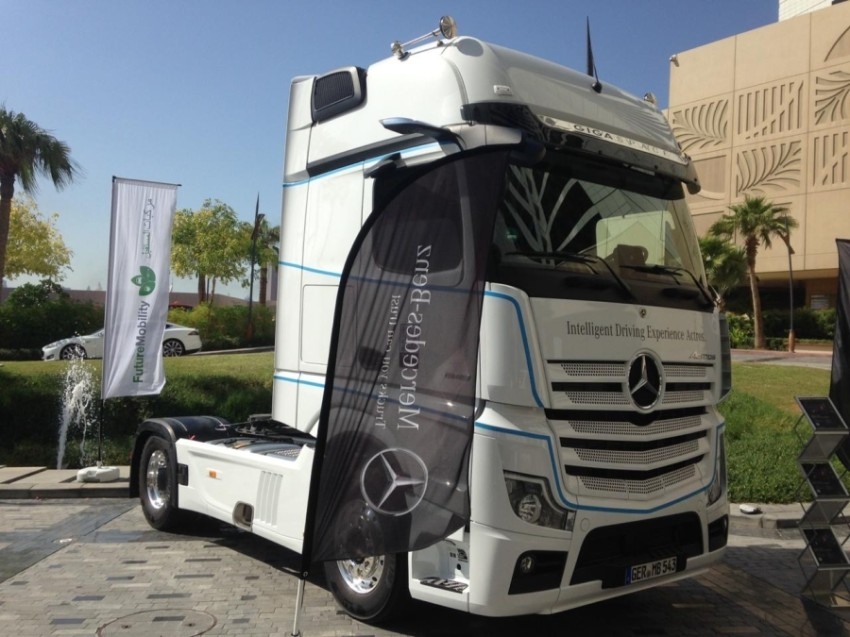 الإمارات تقود مواصفات عالمية لرفع أمان السيارات ذاتية القيادة