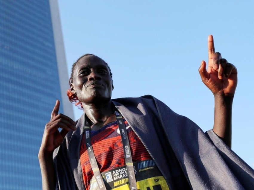 سيطرة كينية على لقب "ماراثون أدنوك أبوظبي" في نسخته الثانية