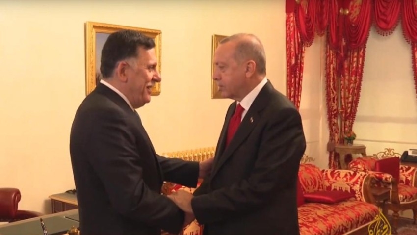 اتفاق أردوغان - السراج.. سرقة تركية لغاز المتوسط ومحاولة لإحياء أحلام الزعامة