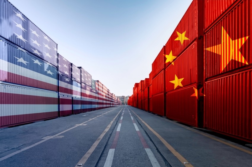 ترقب قرار واشنطن بشأن رسوم محتملة على بكين