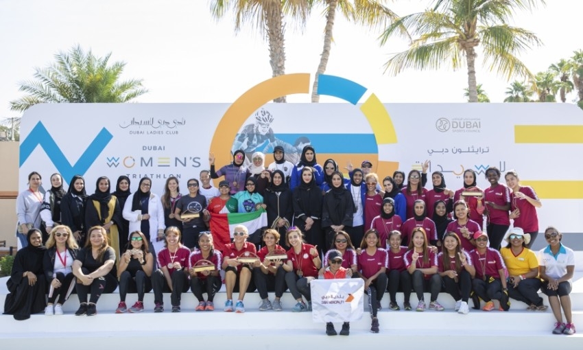 حصة بوحميد تتوج الفائزات في "ترايثلون دبي للسيدات 2019"