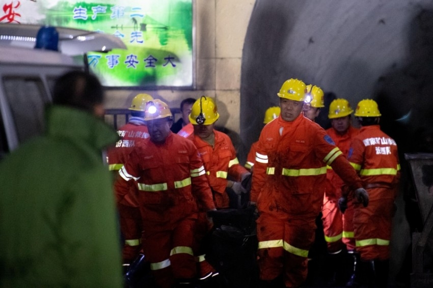 مقتل 14 عاملاً في انفجار منجم في الصين