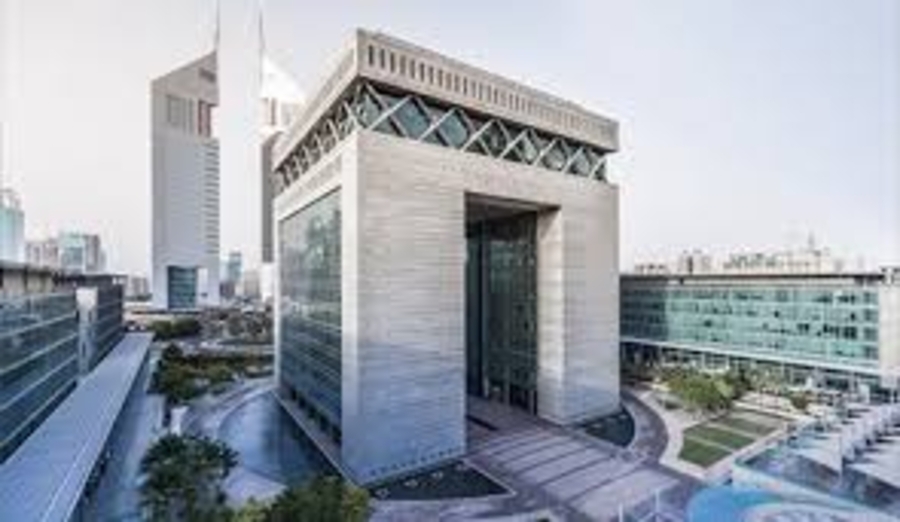 مركز دبي المالي يغرِّم مسؤولة الامتثال السابقة في "دويتشة" بنك