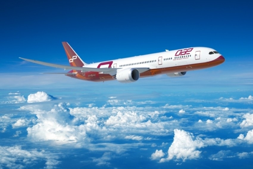 أسطول طائرات دبي لصناعات الطيران يتخطى 400 طائرة
