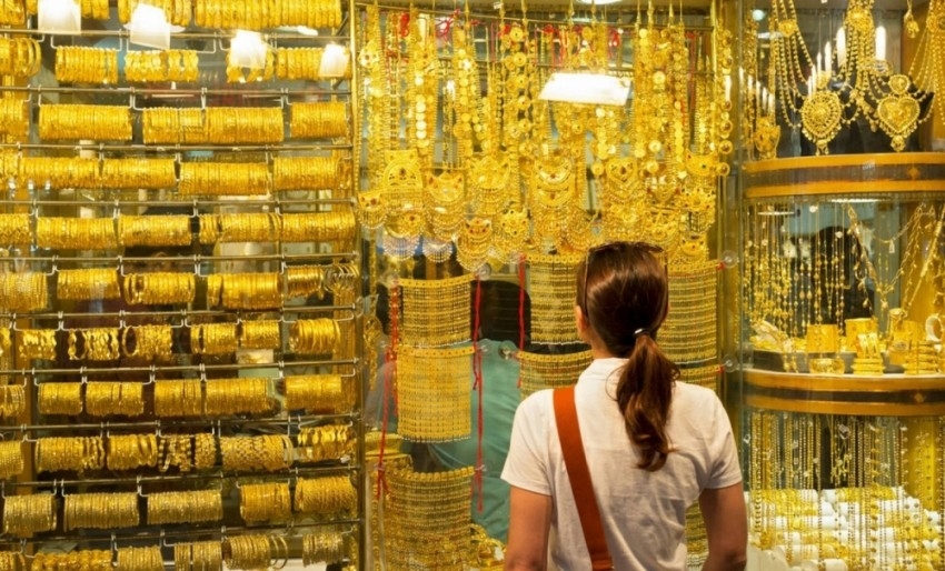 مهرجان دبي للتسوق يرفع مبيعات الذهب 10%