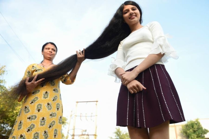 بالفيديو.. "رابونزل" الهندية تحافظ على لقب صاحبة أطول شعر بـ190 سنتيمتراً
