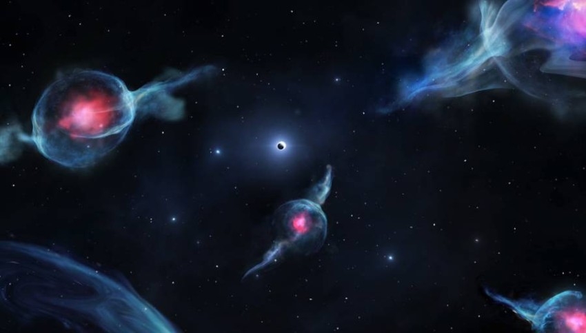 بالفيديو .. فلكيون يرصدون أجراماً نادرة في مجرة درب التبانة