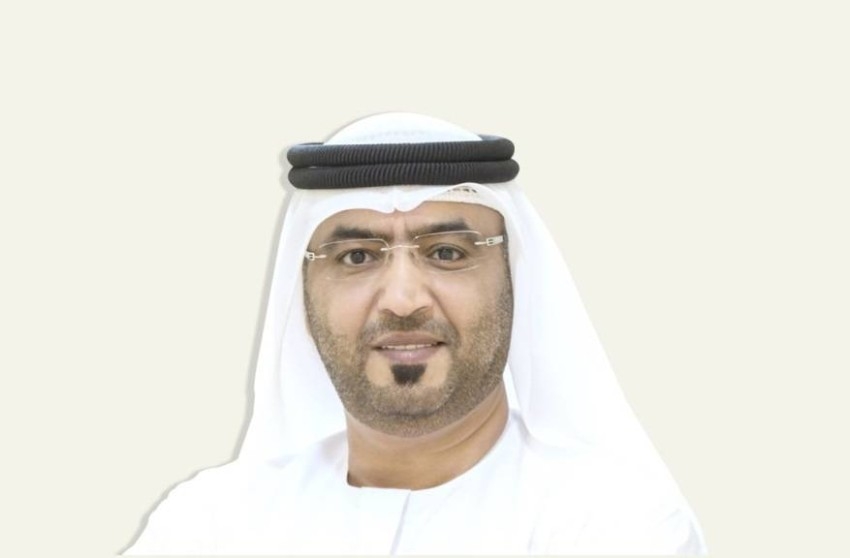 خبير موارد بشرية: لا حاجة لتوقيع موظفي حكومة دبي عقوداً جديدة