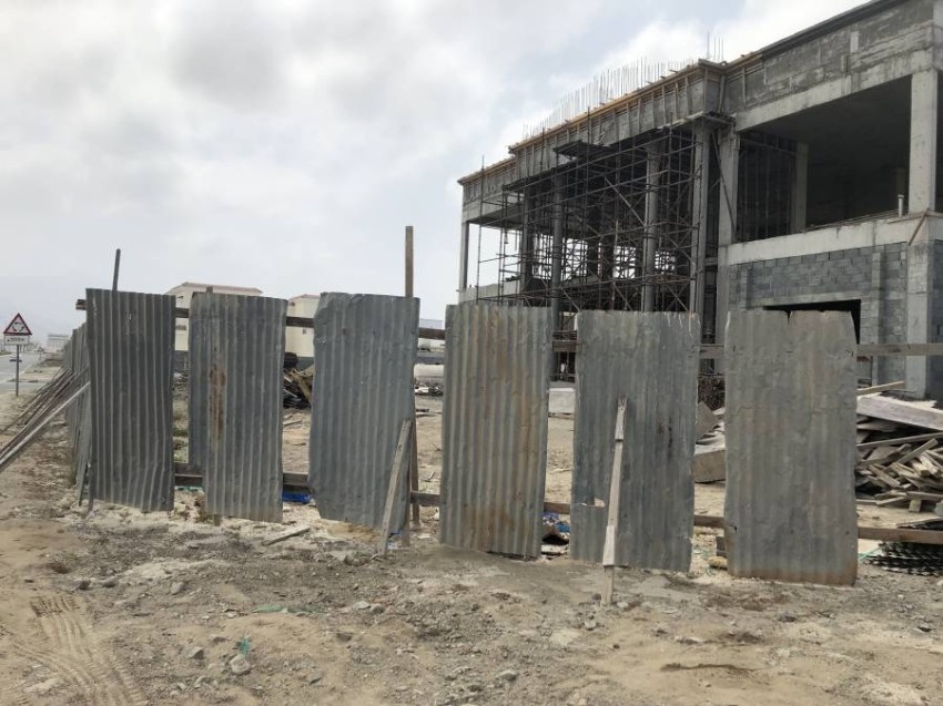 مخالفة 213 مشروع بناء في دبا الفجيرة خلال 2019