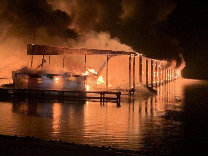 8 قتلى في حريق اندلع بقوارب في ولاية ألاباما الأمريكية