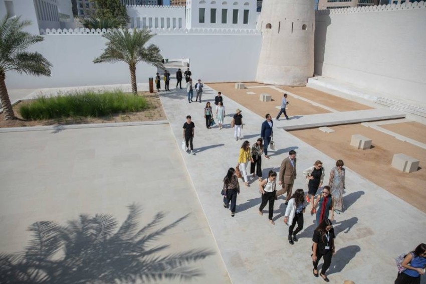 «فن أبوظبي» يمدد برنامجه الثقافي إلى نهاية فبراير