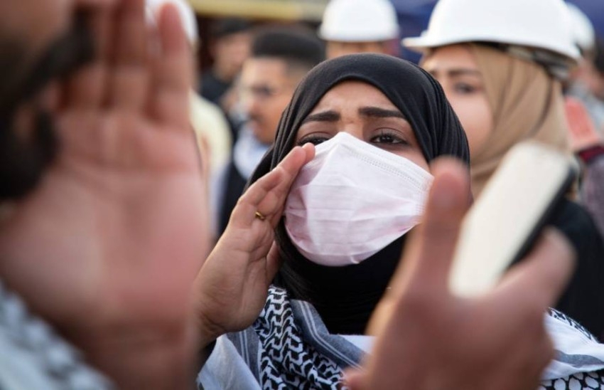 العراق.. تهدئة بين المحتجين والقبعات الزرقاء واستمرار رفض علاوي