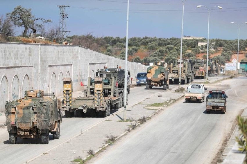 تركيا ترسل تعزيزات عسكرية إضافية إلى إدلب