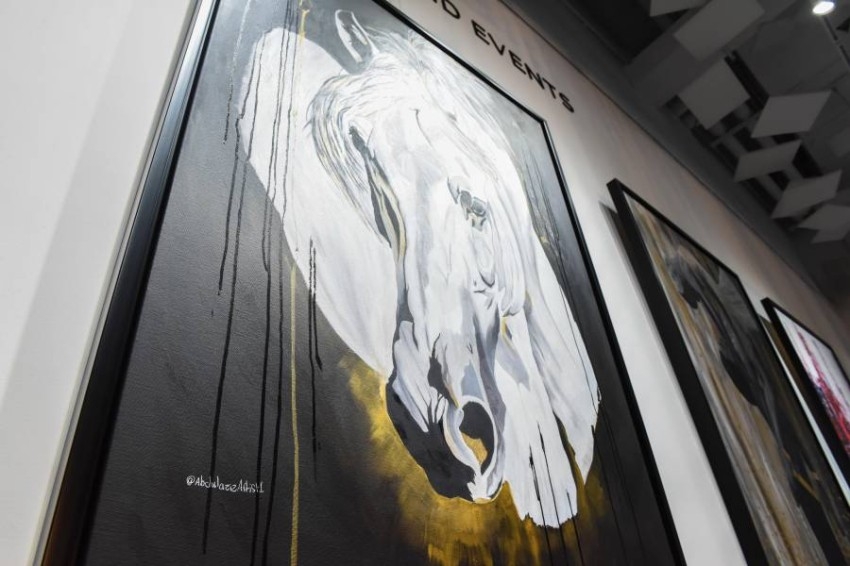 عبدالعزيز السعيدي يختزل إبداعات 1700 يوم في 18عملاً فنياً بـ«دبي للتصميم»