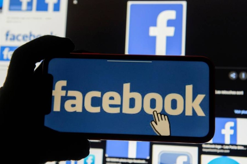 انقسام في بريطانيا حول خطط الحكومة لمراقبة وسائل التواصل الاجتماعي