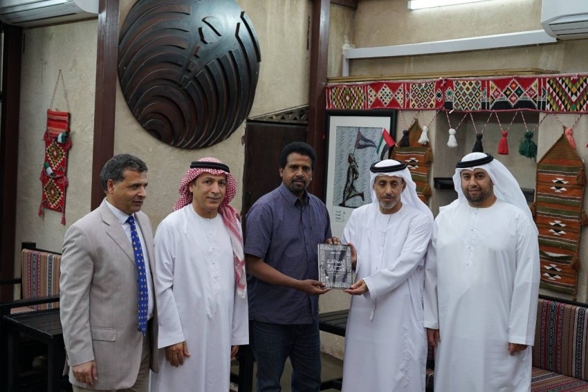 رئيس جمعية الصحفيين العرب بأستراليا يزور مقر "الصحفيين الإماراتية" في دبي