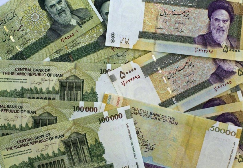 وكالة رقابية عالمية تضيف إيران لقائمة سوداء لتمويل الإرهاب