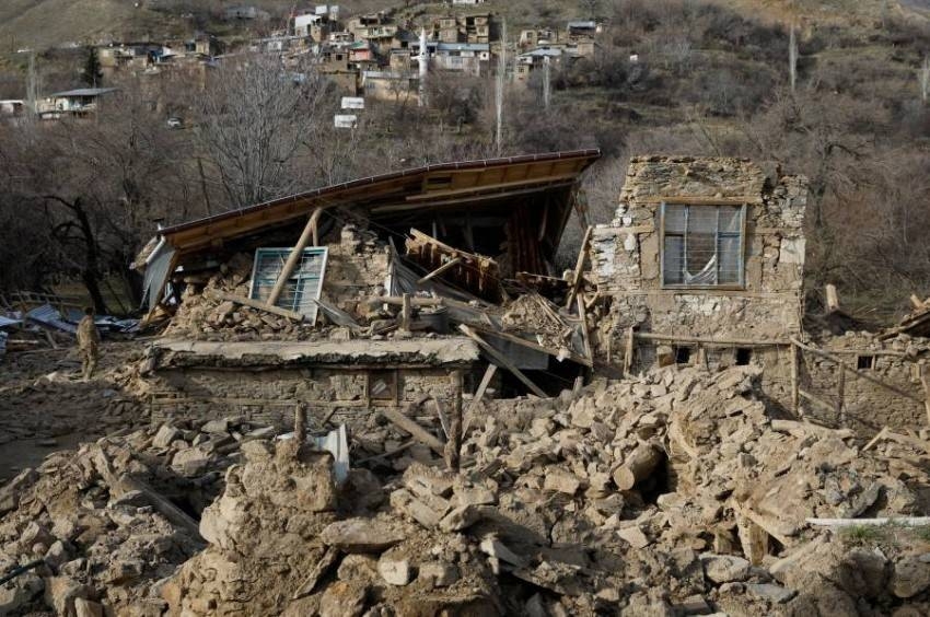 مقتل 8 وإصابة 21 في تركيا بسبب زلزال
