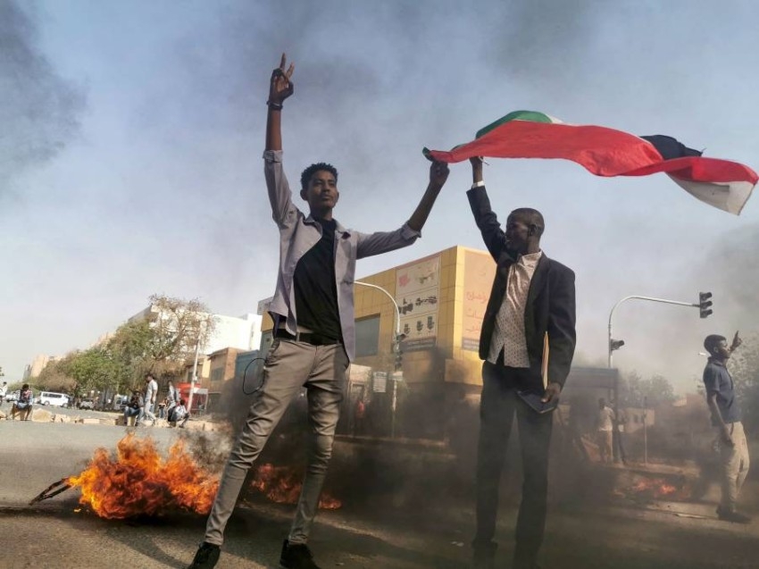 السودان ورفع العقوبات.. الفاتورة تغطي 4 قارات