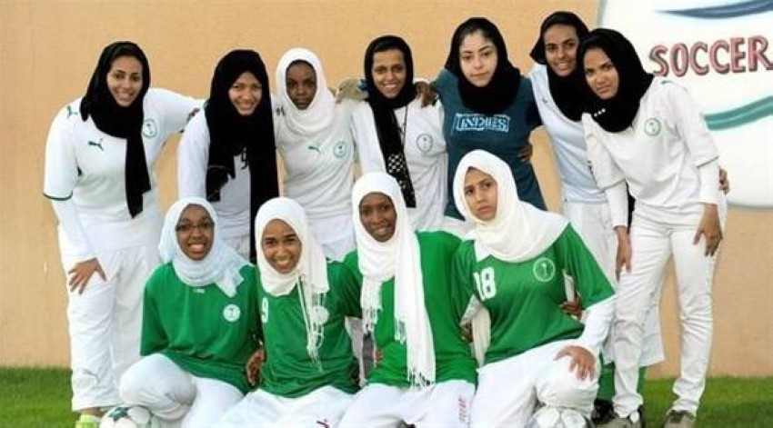 إطلاق أول دوري كرة قدم نسائي في السعودية