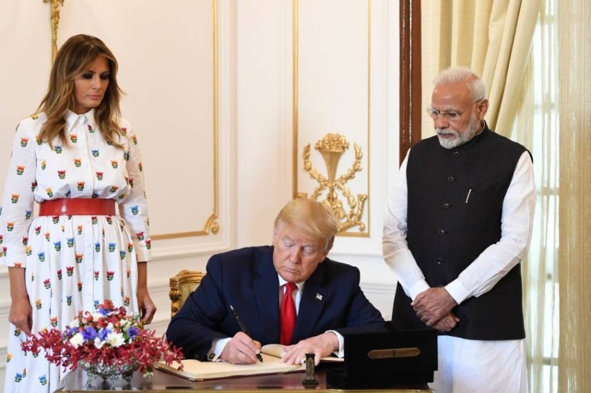 بين ميلانيا وإيفانكا ترامب.. من بدت الأكثر أناقة في الهند؟