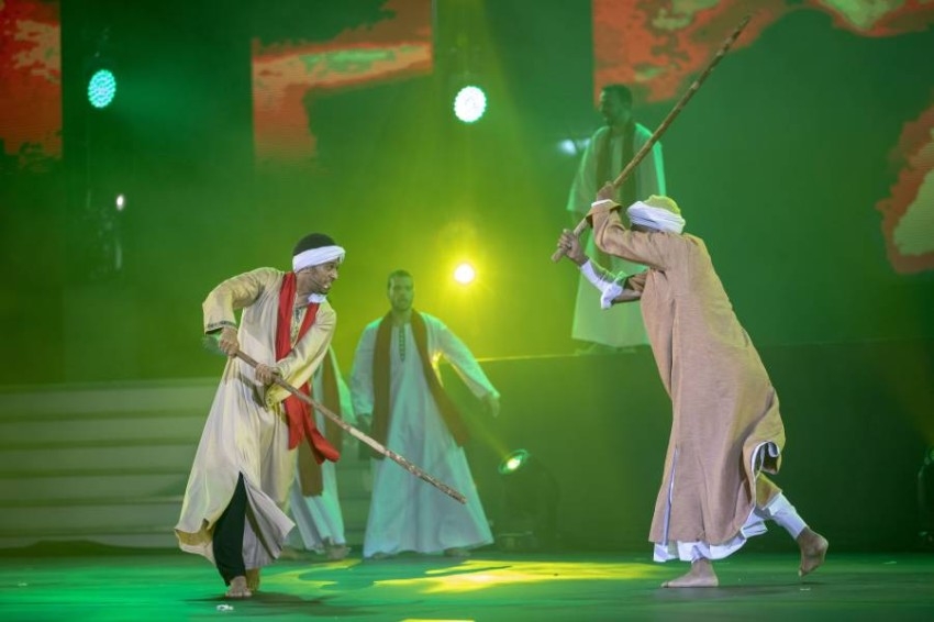الفنون الشعبية الإماراتية تعانق المصرية والعمانية في «الفجيرة للفنون»