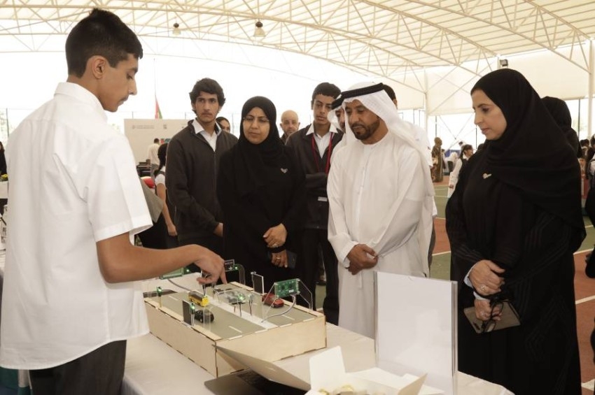 30 مشروعاً طلابياً في معرض الابتكار بمدارس الإمارات الوطنية