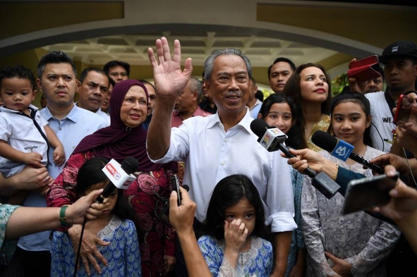 ملك ماليزيا يعين رئيس وزراء جديداً