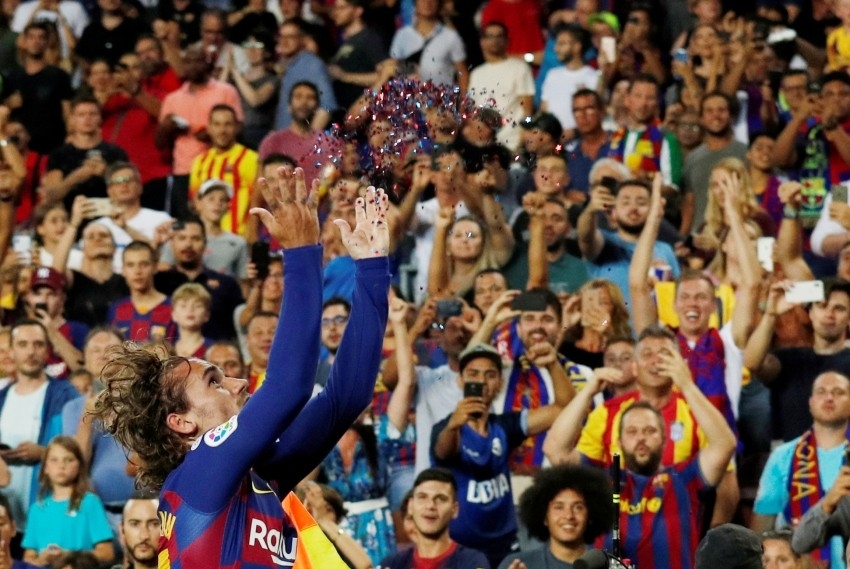 برشلونة يستنجد بكامب نو في مبارياته الأربع المقبلة