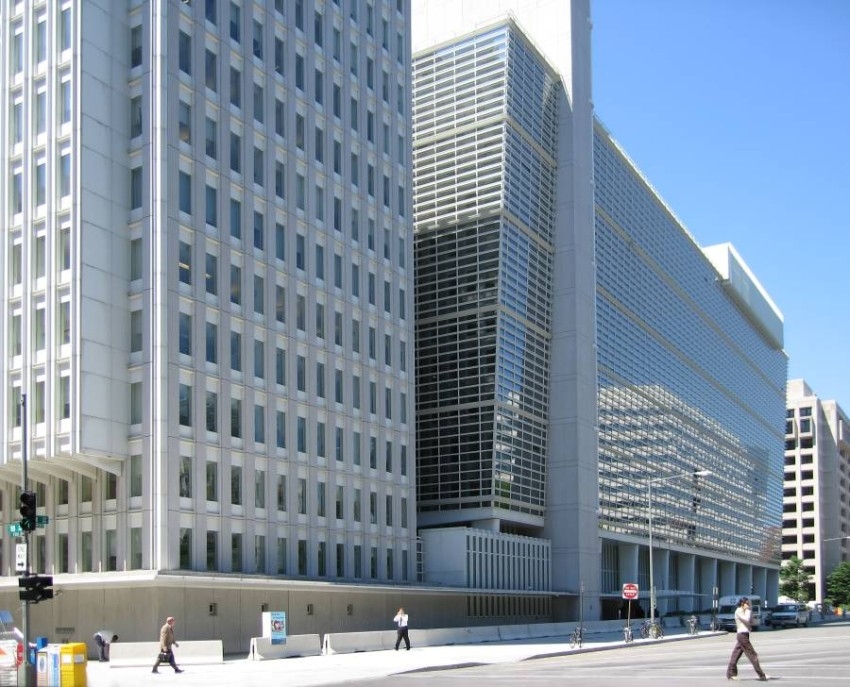 البنك الدولي يخصص 12 مليار دولار للتصدي لـ«كورونا»