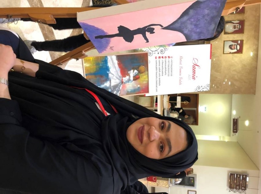 11 فنانة يرسمن «المرأة» في مهرجان الفنون بنادي سيدات العين