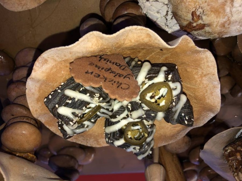 طهاة يحولون الشوكولاتة والخبز إلى منحوتات فنية في «إكسبو كولينير»