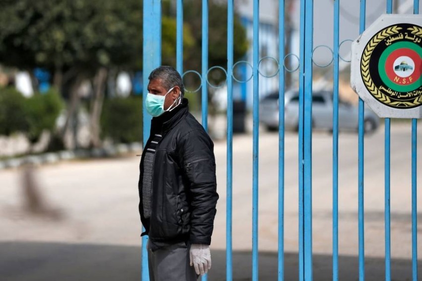 إغلاق المعابر بسبب «كورونا» يهدد حياة الآلاف من مرضى السرطان في غزة