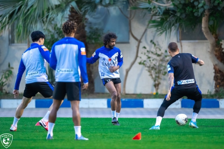 لاعبو الهلال السعودي يتدربون في منازلهم بسبب فيروس كورونا