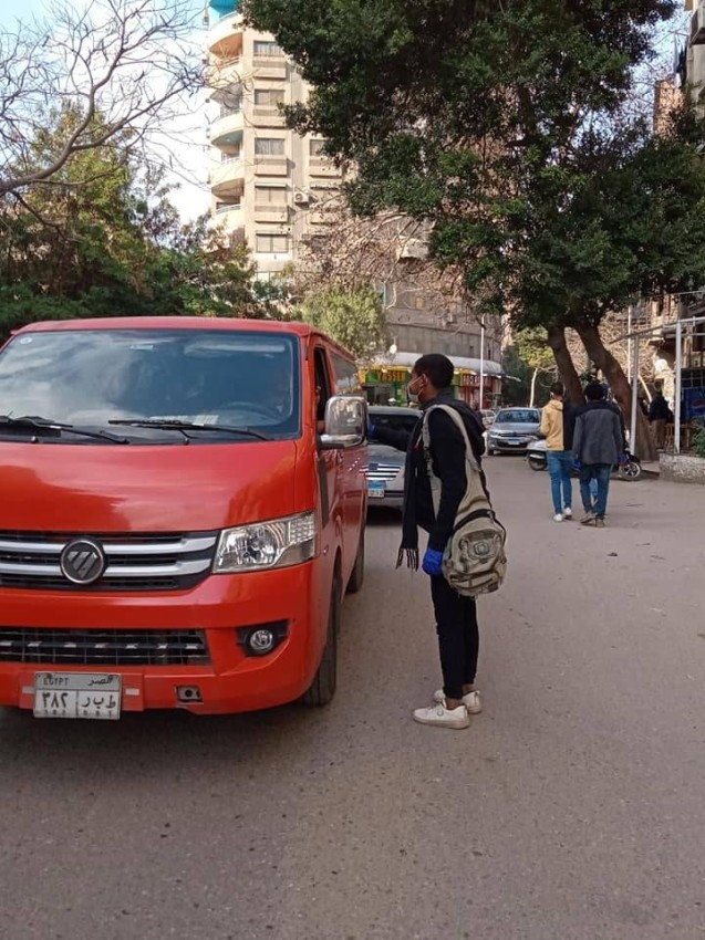 شباب يجوبون المحافظات المصرية لنشر الوعي بخطورة «كورونا»