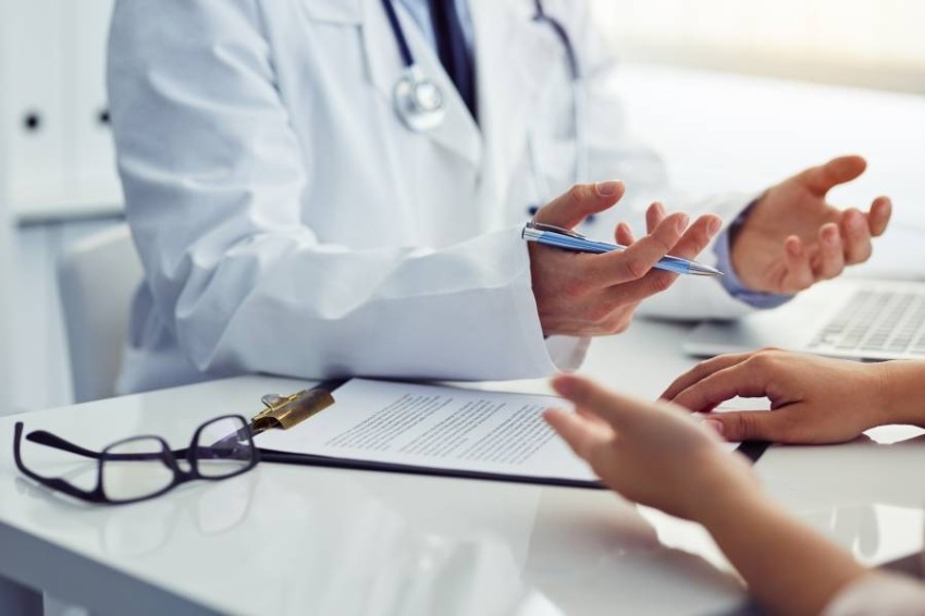 «صحة دبي» تطلب أطباء للتوظيف براتب 34 ألف درهم