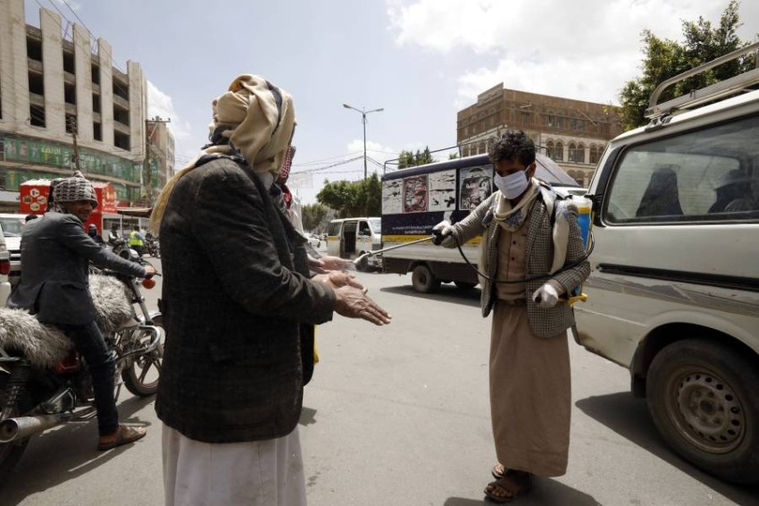 «كورونا» يقسم اليمن إلى شطرين.. والميليشيا تستغل الجائحة في فرض إتاوات جديدة