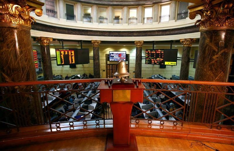 مبيعات أجنبية تكبد بورصة مصر خسائر سوقية بـ6.7 مليار جنيه بالمستهل