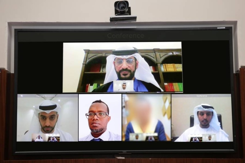 محكمة أبوظبي الجزائية تتوسع في تفعيل المحاكمة عن بعد