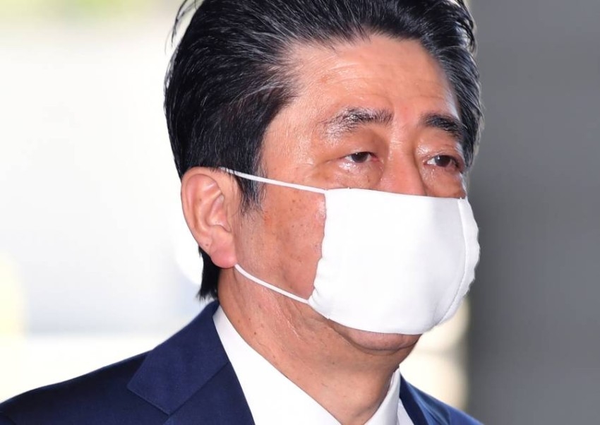 رئيس الوزراء الياباني يعتزم إعلان حالة الطوارئ بسبب زيادة تفشي 
كورونا