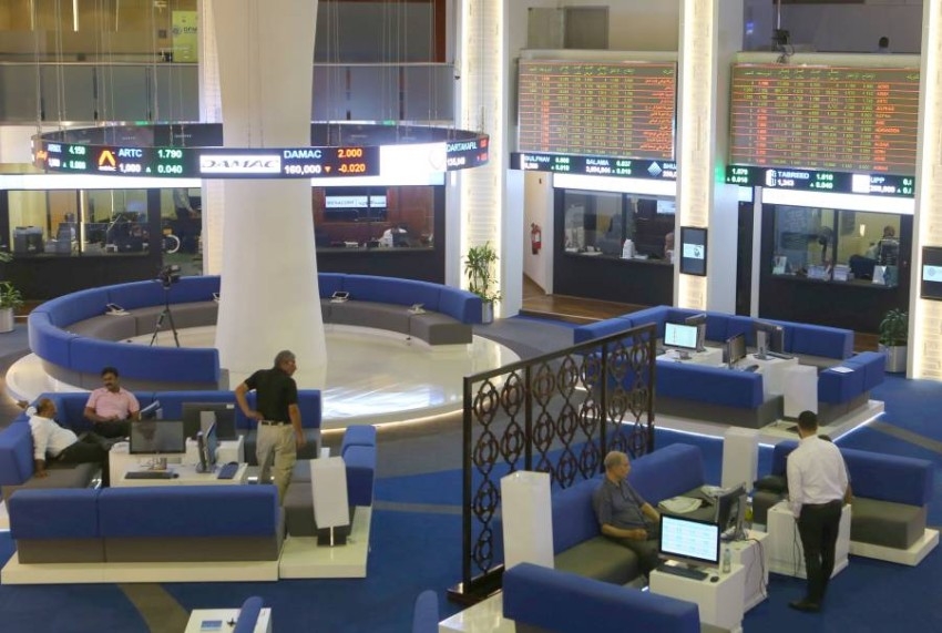 مؤشرات الأسهم الإماراتية تنهي تعاملات بداية الأسبوع على مكاسب
