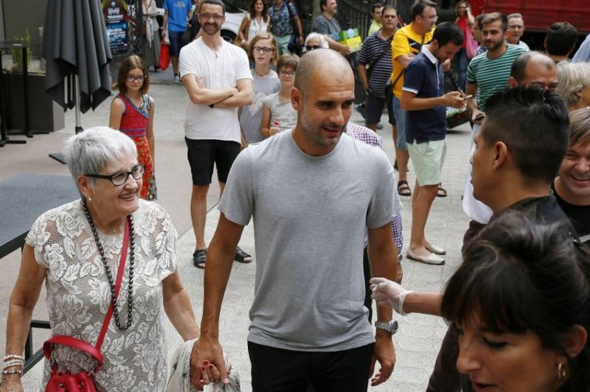 ريال مدريد يواسي غوارديولا في وفاة والدته بسبب كورونا
