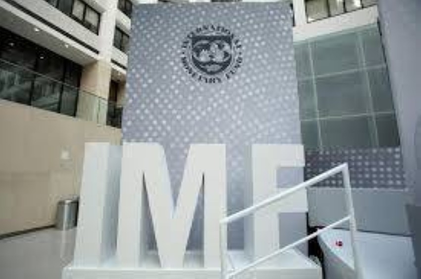 «صندوق النقد» يتوقع ارتفاع الديون والبطالة في الشرق الأوسط