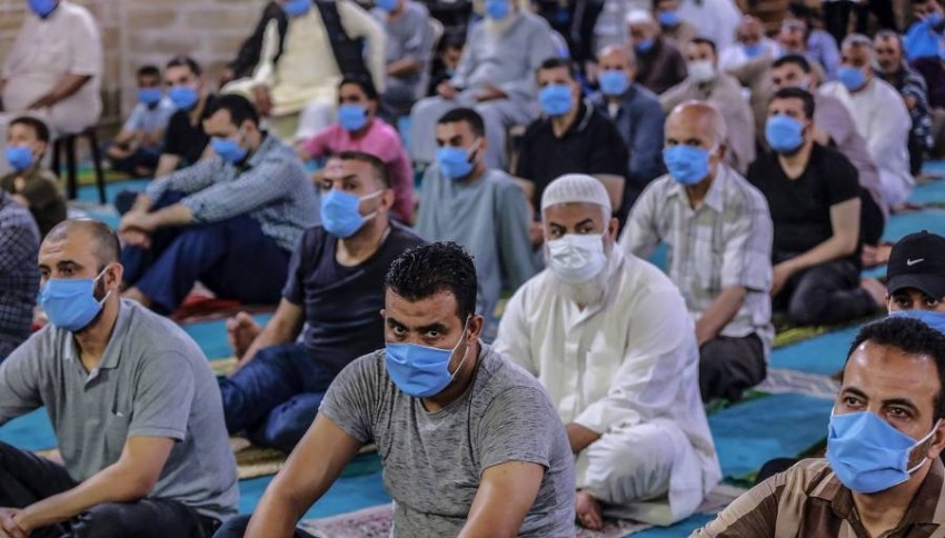 إجراءات الحظر والقيود تخيم على أجواء العيد في كل أنحاء العالم الإسلامي