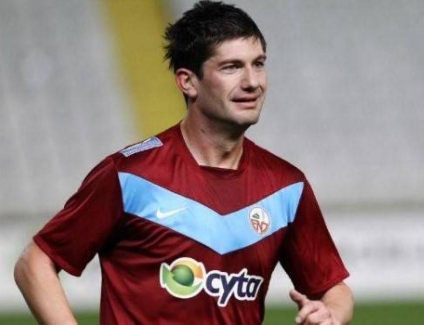 انتحار اللاعب الصربي السابق ميليان مرادكوفيتش برصاصة في الرأس