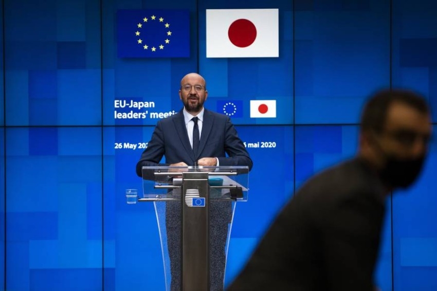 قادة أوروبا واليابان يشددون على أهمية التعاون لمواجهة كورونا