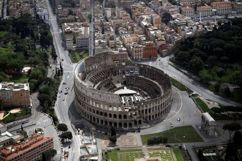 «الكولوسيوم» الإيطالي يُعيد فتح أبوابه الاثنين المقبل