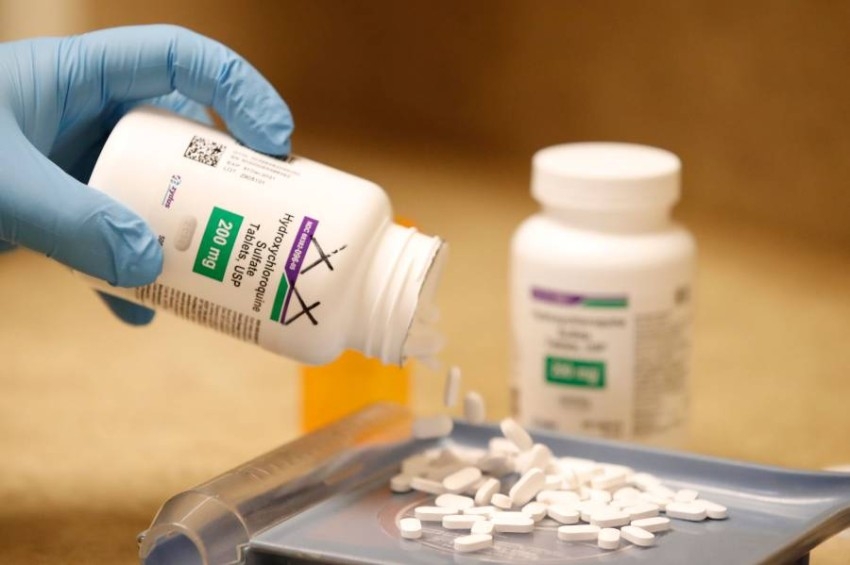 فرنسا توقف استخدام عقار هيدروكسي كلوروكين في علاج «كوفيد-19»
